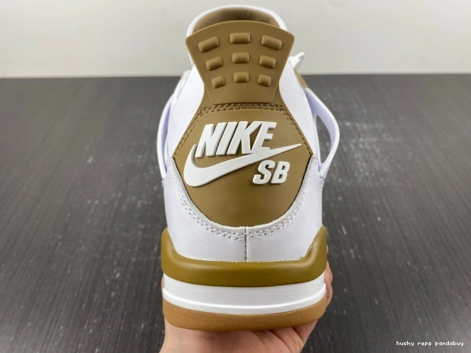 Rep Husky Retro SB 4 DR5415-120 Jordan 0805